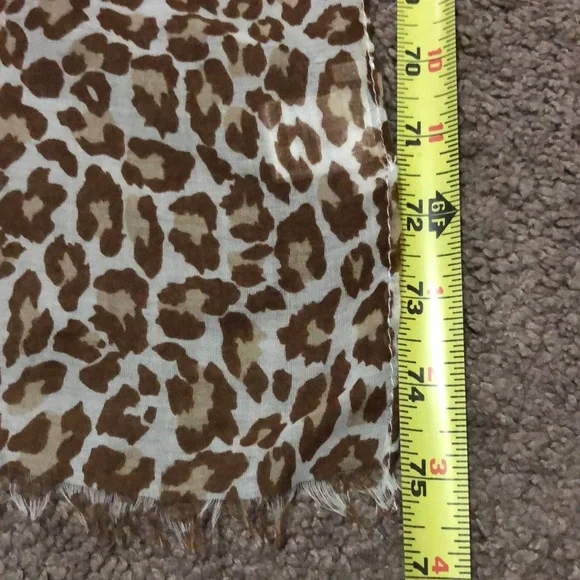 Animal Print Lightweight Scarf-EUC-75x26 - Picture 8 of 12